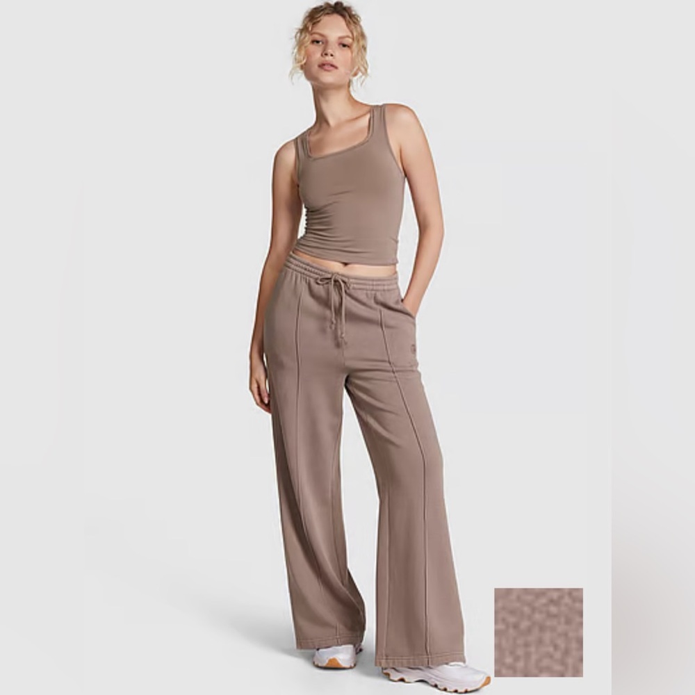 NWT Sealed Victoria’s Secret- PINK- PREMIUM FLEECE WIDE-LEG PANTS Iced Coffee